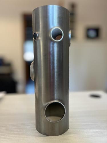 Estrusione a freddo su tubi inox